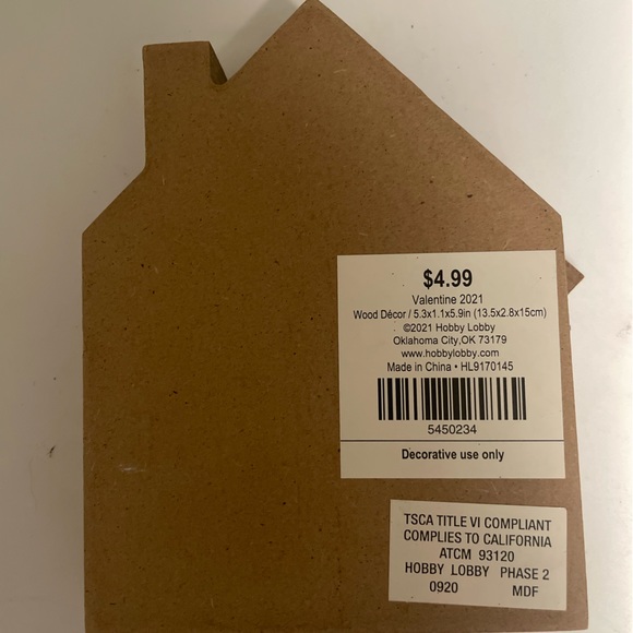 Hobby lobby valentine wood house - new - Picture 2 of 2